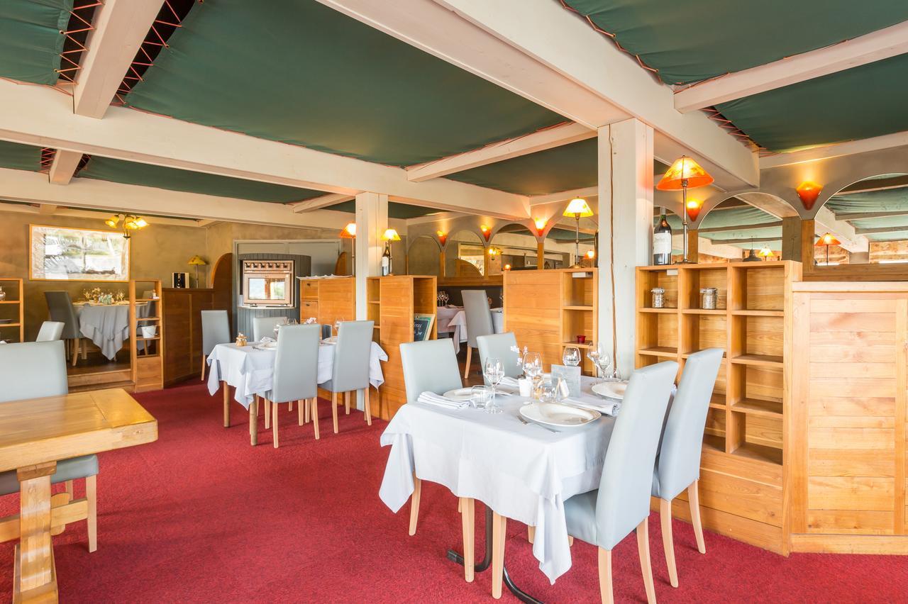 Logis Hotel Restaurant La Tour Dunieres Екстер'єр фото